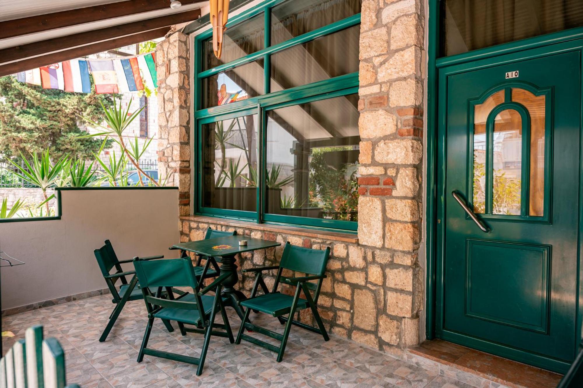 Апарт отель Sante Kallithea  Экстерьер фото